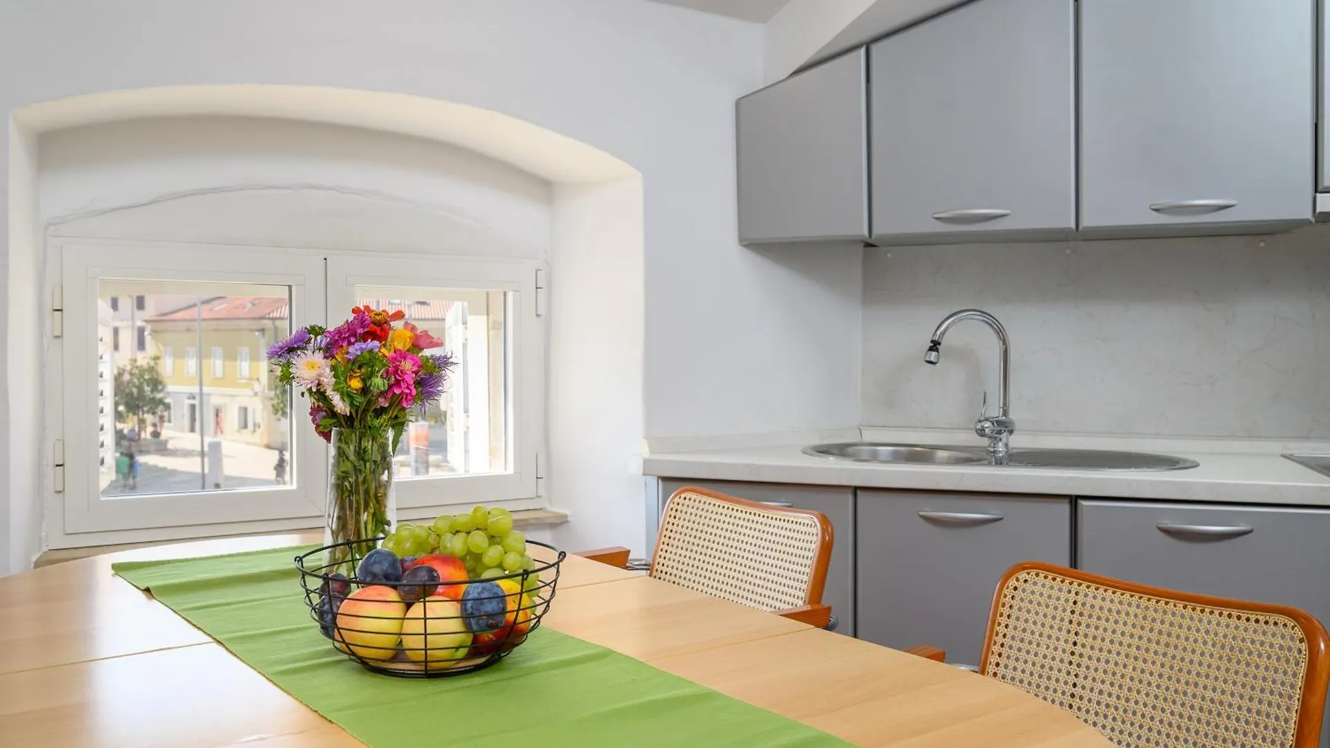 Dida I Nonna Piazza View Apartment Poreč