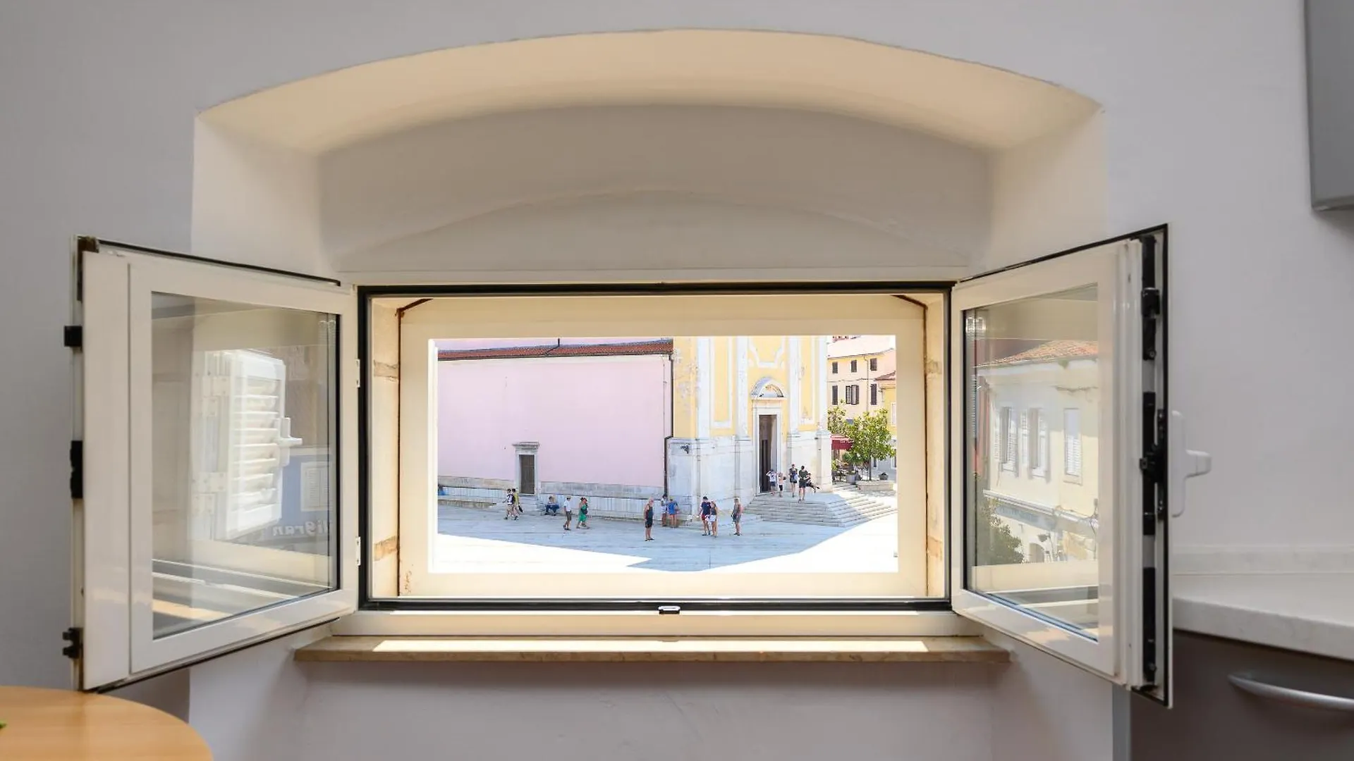 Dida I Nonna Piazza View Apartment Poreč