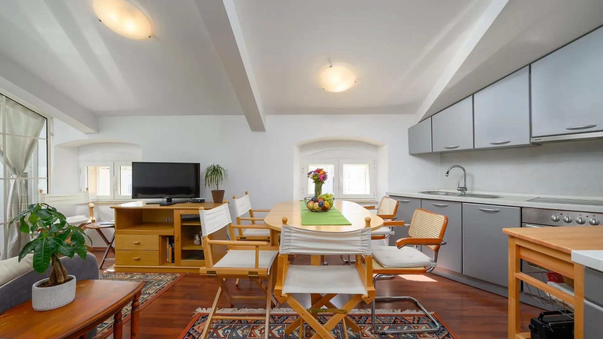 Contacts de Dida I Nonna Piazza View Apartment