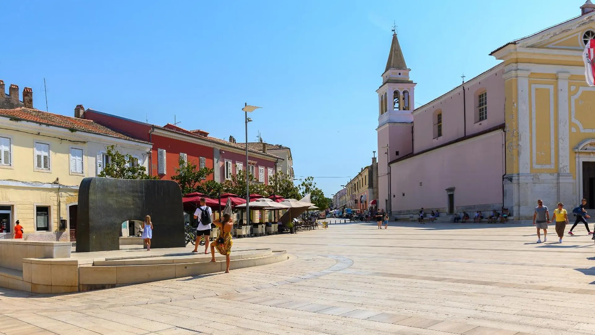 Dida I Nonna Piazza View Apartment Poreč